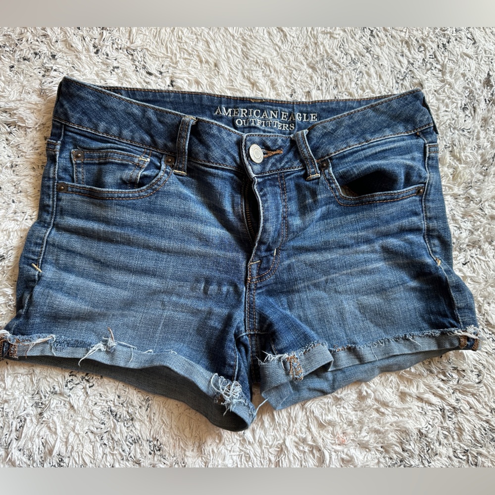 American Eagle Cutoff Shorts Size 6